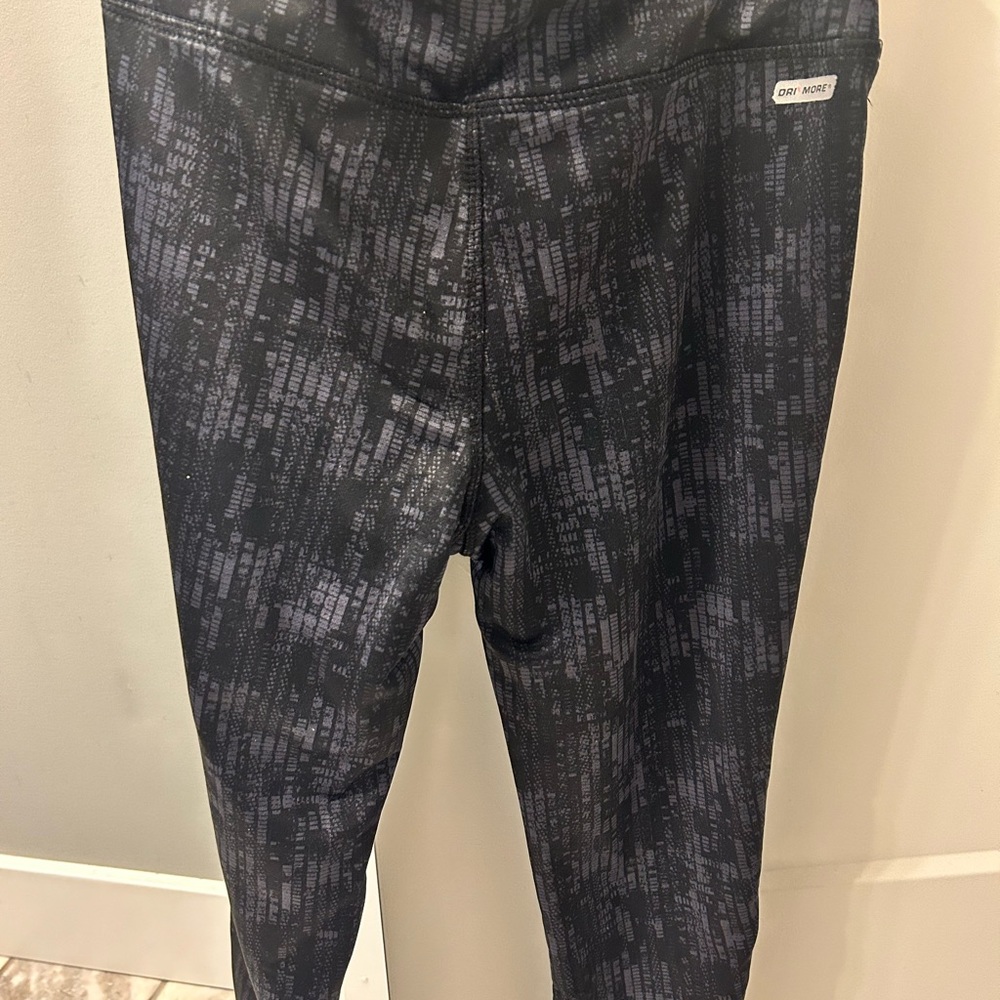 Juniors leggings
